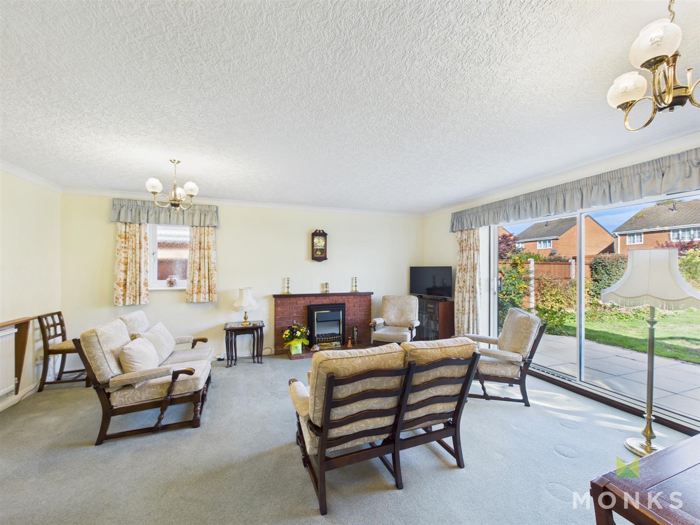 62 Kynaston Drive, Shrewsbury, SY4 5DE For Sale